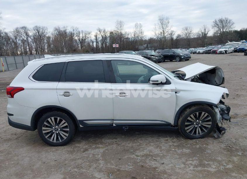 Photo 13 of 2019 Mitsubishi Outlander SEL (VIN JA4AZ3A39KZ005940)