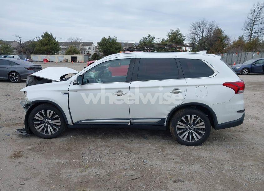 Photo 14 of 2019 Mitsubishi Outlander SEL (VIN JA4AZ3A39KZ005940)