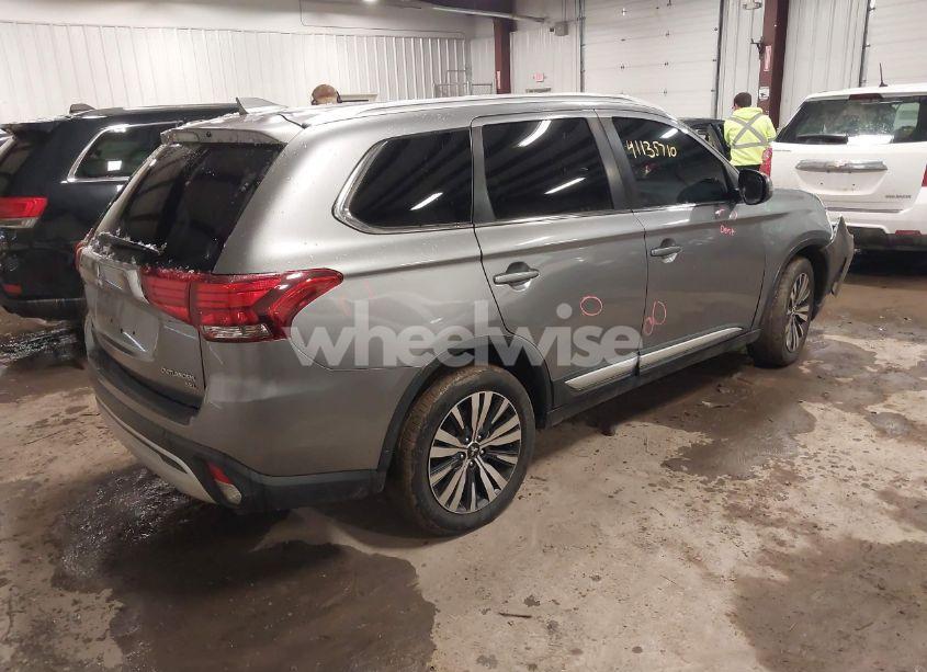 Photo 4 of 2019 Mitsubishi Outlander ES/LE/SE/SEL (VIN JA4AZ3A39KZ040459)