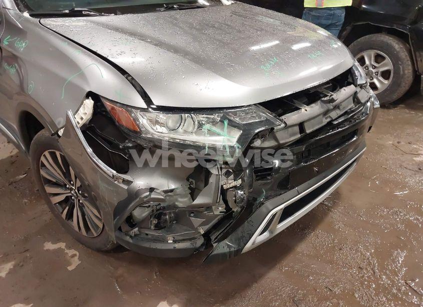 Photo 6 of 2019 Mitsubishi Outlander ES/LE/SE/SEL (VIN JA4AZ3A39KZ040459)