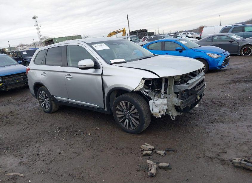 2020 Mitsubishi Outlander SE 2.4 (VIN JA4AZ3A39LZ004935) main photo