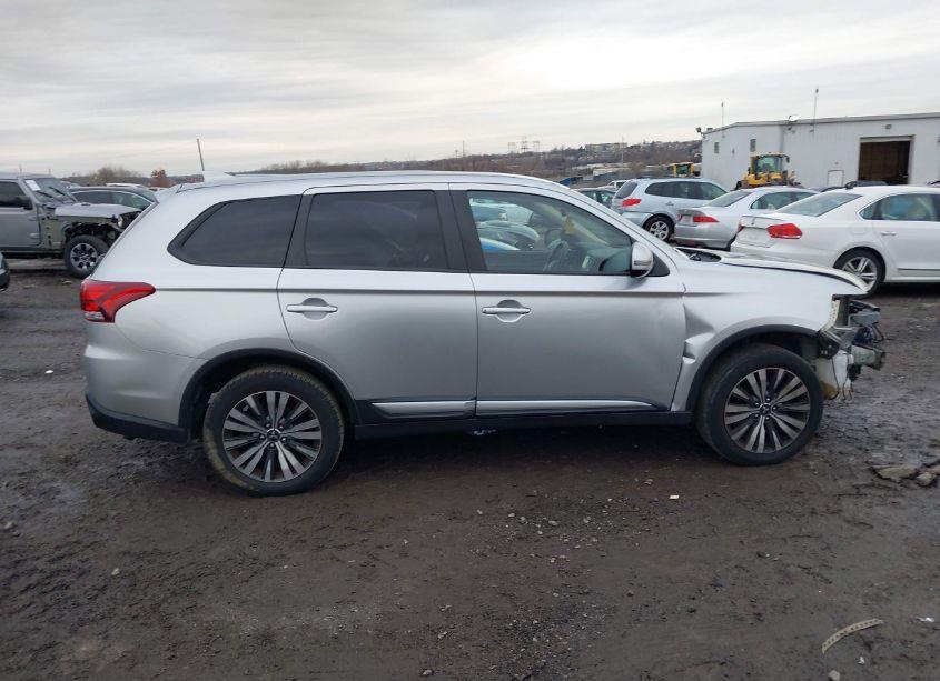 Photo 13 of 2020 Mitsubishi Outlander SE 2.4 (VIN JA4AZ3A39LZ004935)