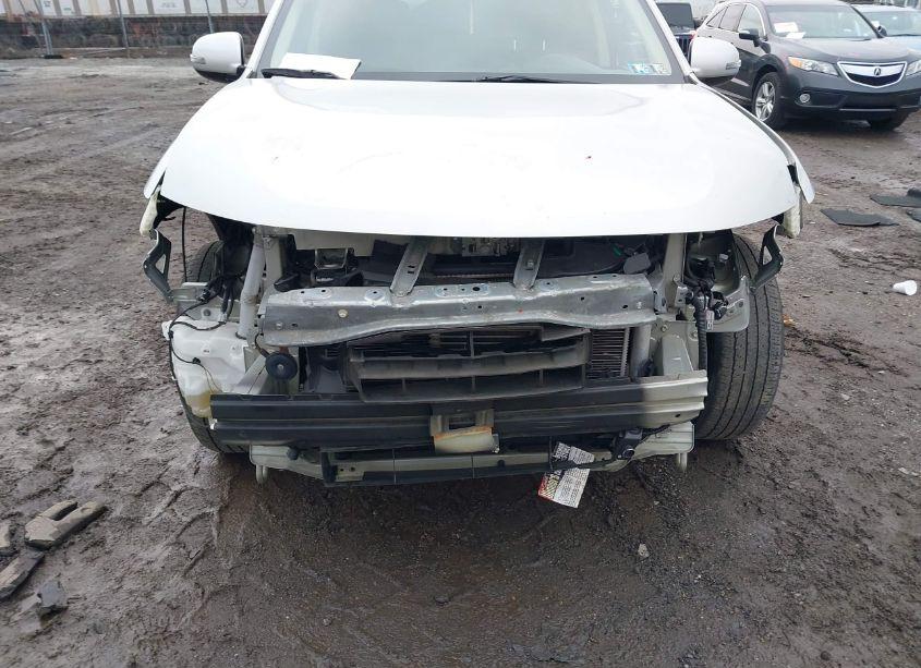 Photo 6 of 2020 Mitsubishi Outlander SE 2.4 (VIN JA4AZ3A39LZ004935)