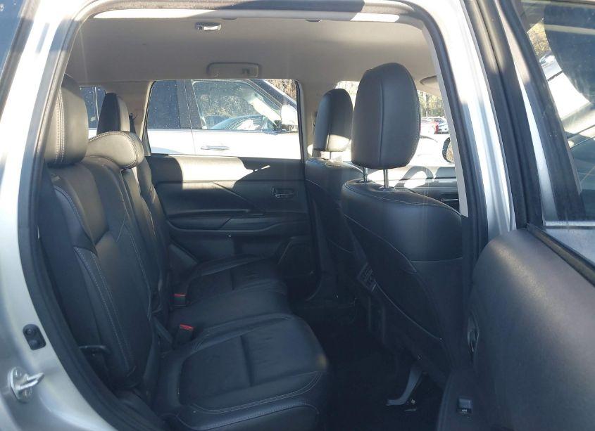 Photo 8 of 2020 Mitsubishi Outlander SEL 2.4 (VIN JA4AZ3A39LZ036817)