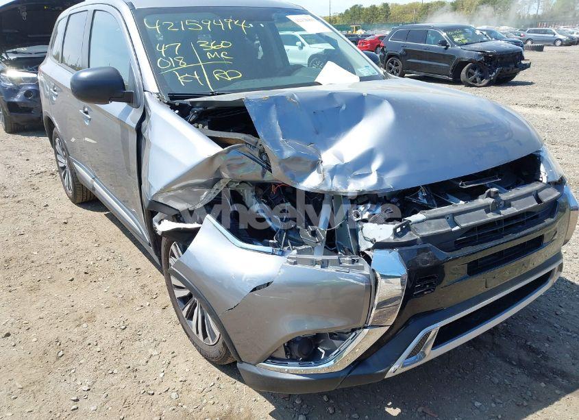 Photo 6 of 2020 Mitsubishi Outlander ES 2.4 S-AWC/LE 2.4 S-AWC/SE 2.4 S-AWC/SEL 2.4 S-AWC/SP 2.4 S-AWC (VIN JA4AZ3A39LZ048854)