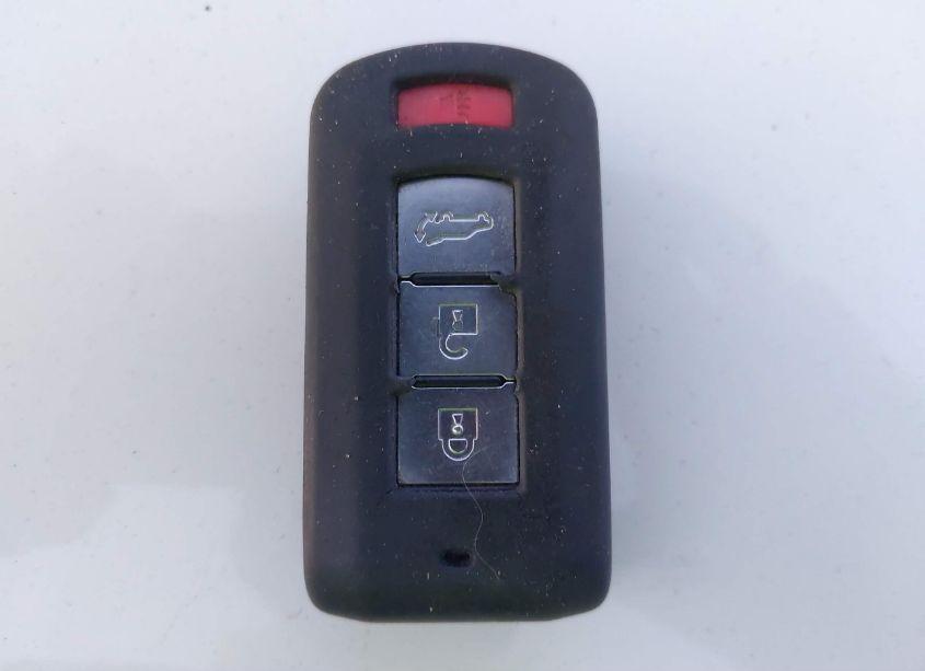 Photo 11 of 2015 Mitsubishi Outlander SE (VIN JA4AZ3A3XFZ009758)