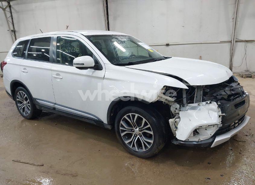 2016 Mitsubishi Outlander SE (VIN JA4AZ3A3XGZ013908) main photo