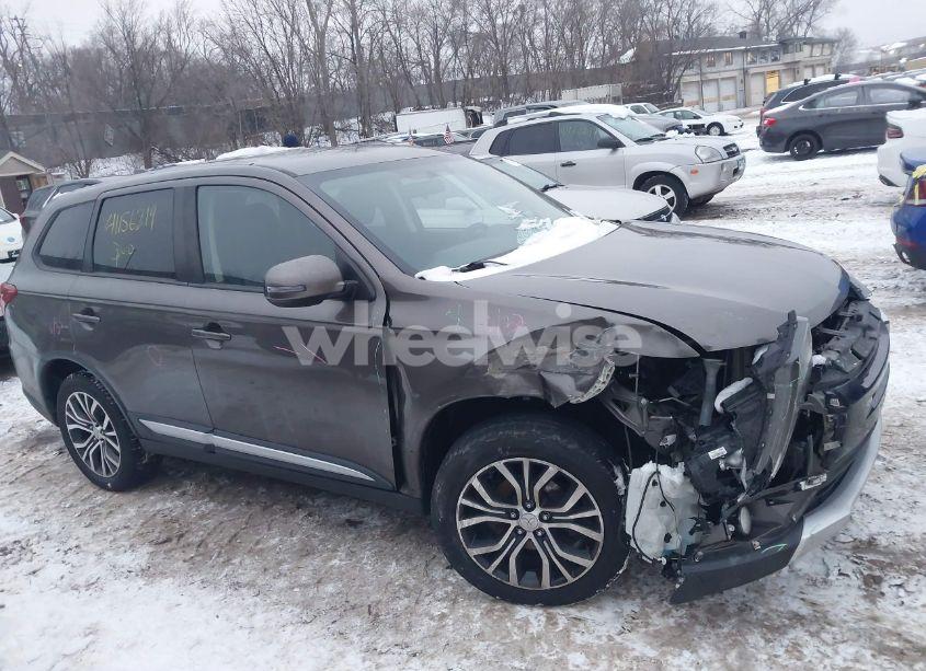 2017 Mitsubishi Outlander SE/SEL (VIN JA4AZ3A3XHZ035148) main photo