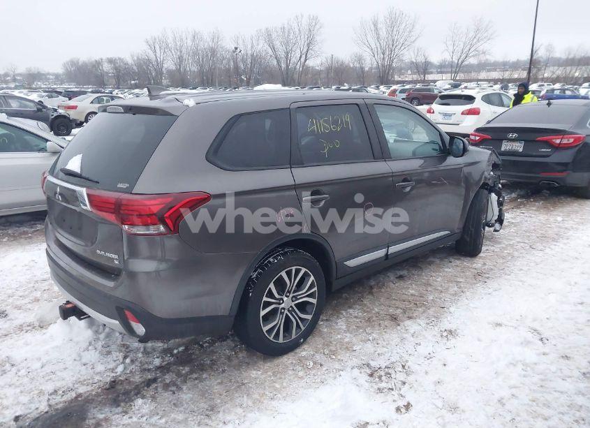 Photo 4 of 2017 Mitsubishi Outlander SE/SEL (VIN JA4AZ3A3XHZ035148)