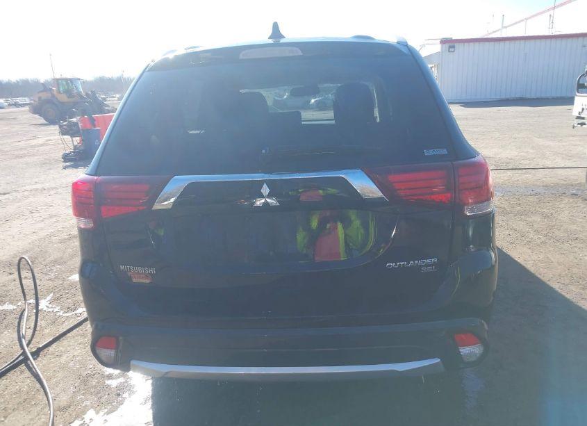Photo 16 of 2017 Mitsubishi Outlander SE/SEL (VIN JA4AZ3A3XHZ049633)