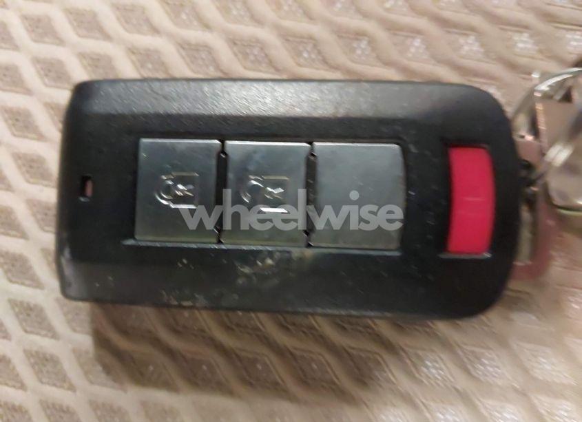 Photo 11 of 2018 Mitsubishi Outlander SE (VIN JA4AZ3A3XJJ006138)