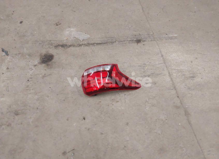 Photo 12 of 2018 Mitsubishi Outlander SE (VIN JA4AZ3A3XJJ006138)