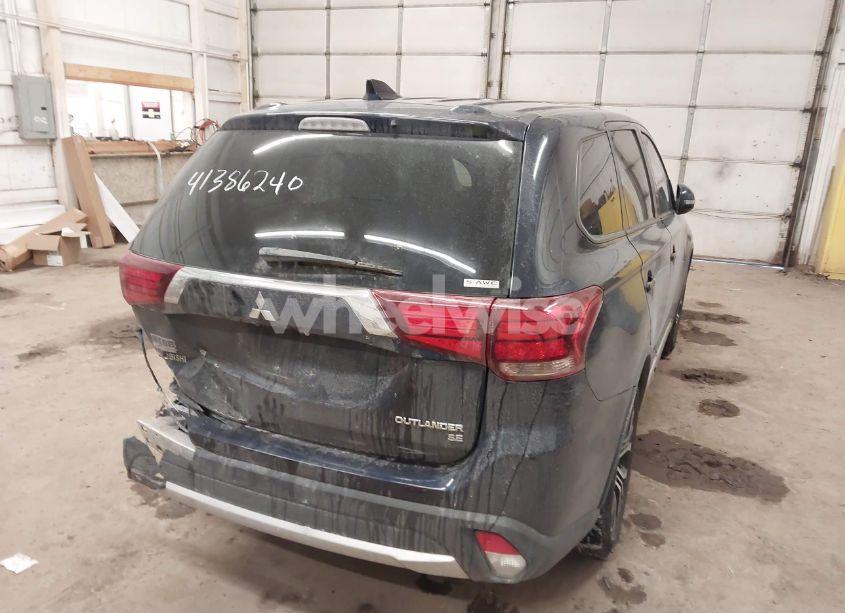 Photo 4 of 2018 Mitsubishi Outlander SE (VIN JA4AZ3A3XJJ006138)