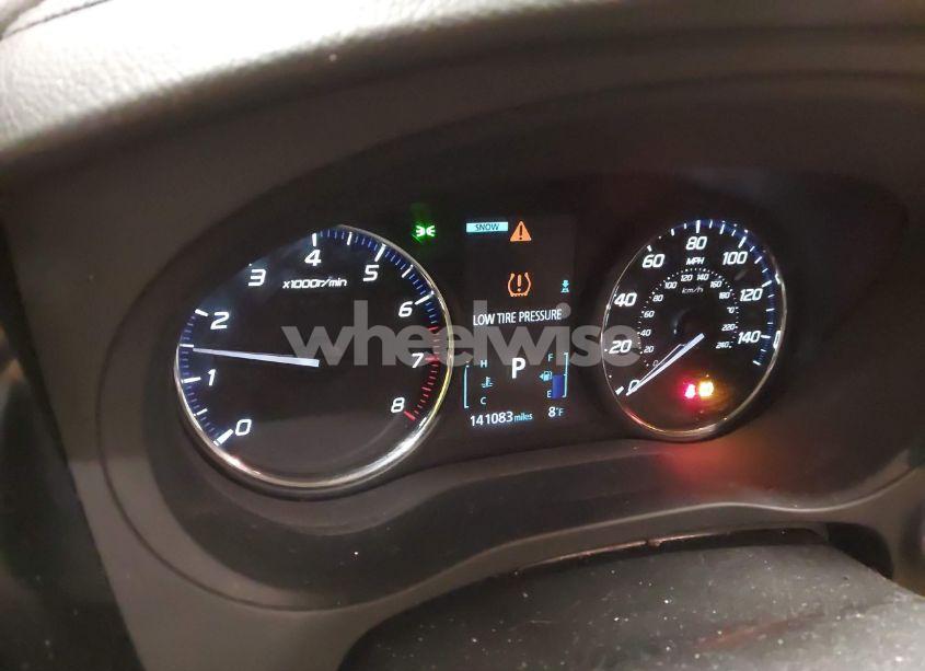 Photo 7 of 2018 Mitsubishi Outlander SE (VIN JA4AZ3A3XJJ006138)