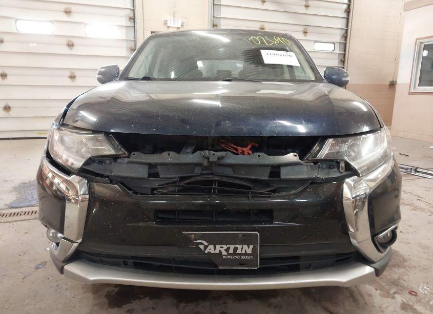 Photo 13 of 2018 Mitsubishi Outlander SE (VIN JA4AZ3A3XJZ004360)