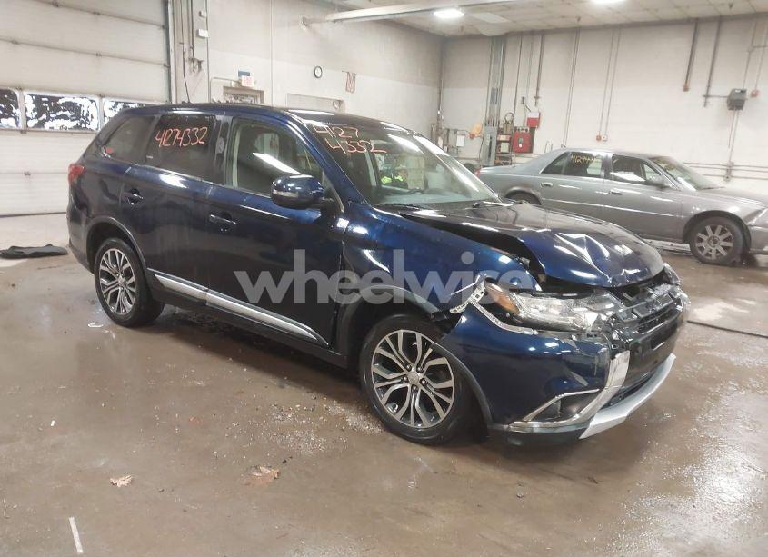 2018 Mitsubishi Outlander SE (VIN JA4AZ3A3XJZ011714) main photo