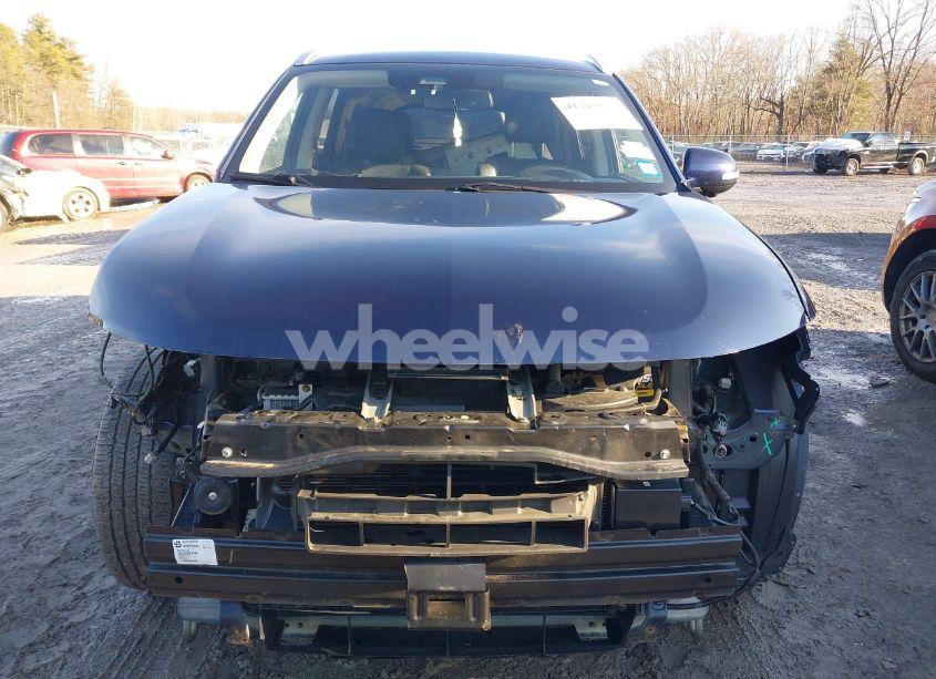 Photo 12 of 2018 Mitsubishi Outlander SEL (VIN JA4AZ3A3XJZ020980)