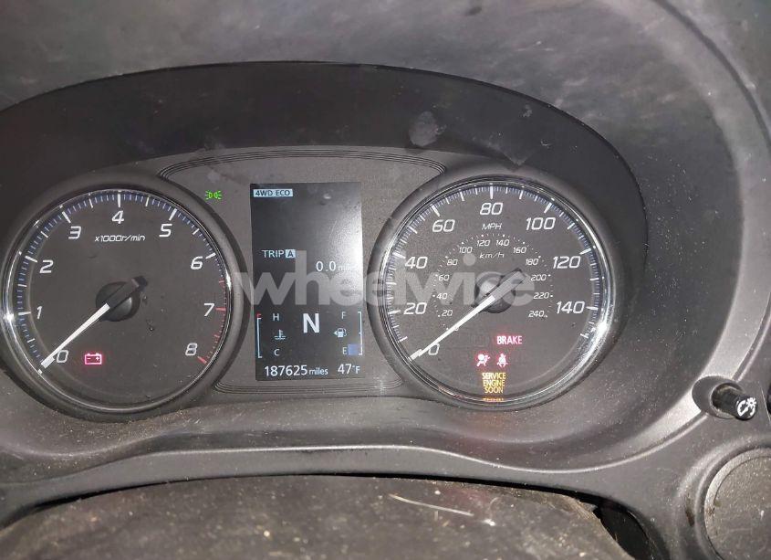 Photo 7 of 2018 Mitsubishi Outlander ES (VIN JA4AZ3A3XJZ062338)