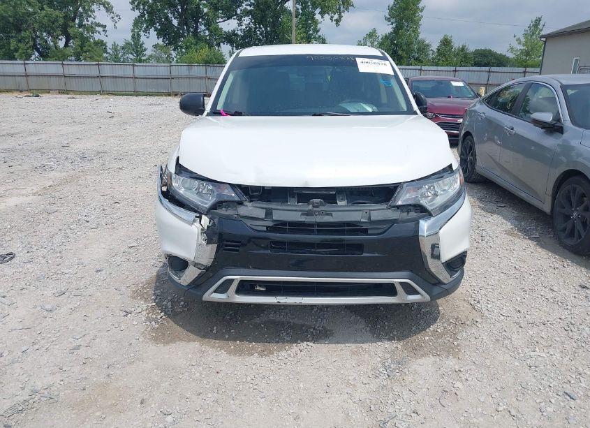 Photo 6 of 2019 Mitsubishi Outlander ES (VIN JA4AZ3A3XKZ005817)