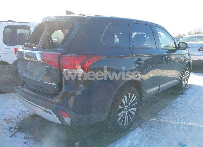 Photo 4 of 2019 Mitsubishi Outlander SE (VIN JA4AZ3A3XKZ029213)