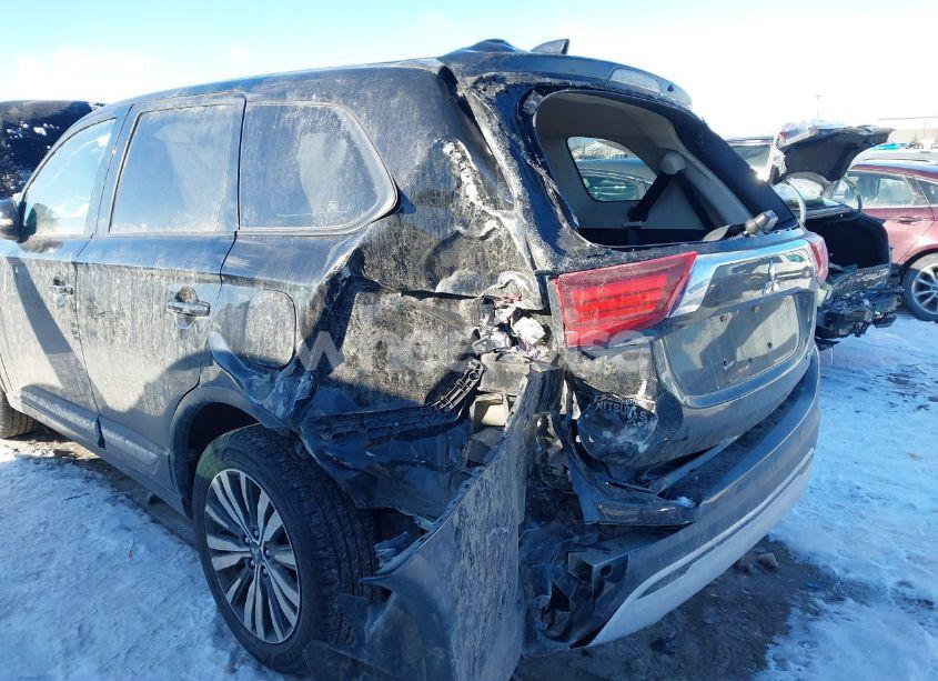 Photo 6 of 2019 Mitsubishi Outlander SE (VIN JA4AZ3A3XKZ029213)