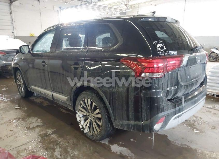 Photo 3 of 2019 Mitsubishi Outlander ES (VIN JA4AZ3A3XKZ033553)