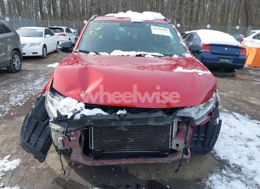 Photo 12 of 2019 Mitsubishi Outlander LE (VIN JA4AZ3A3XKZ039708)