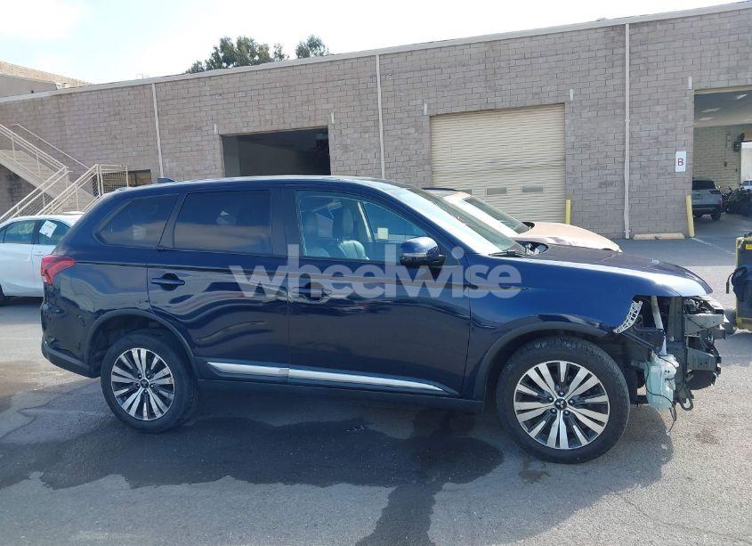 Photo 14 of 2019 Mitsubishi Outlander SE (VIN JA4AZ3A3XKZ044195)