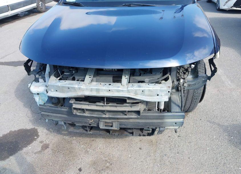 Photo 6 of 2019 Mitsubishi Outlander SE (VIN JA4AZ3A3XKZ044195)