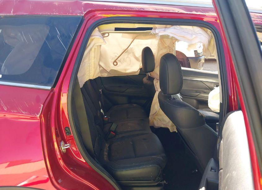 Photo 8 of 2020 Mitsubishi Outlander SEL 2.4 S-AWC (VIN JA4AZ3A3XLZ025339)