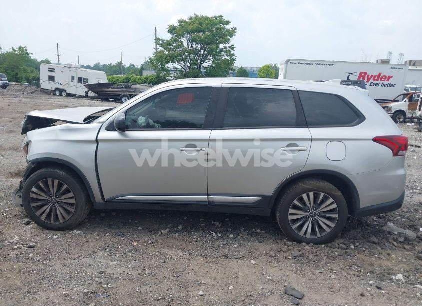 Photo 13 of 2020 Mitsubishi Outlander ES 2.4 S-AWC (VIN JA4AZ3A3XLZ027723)