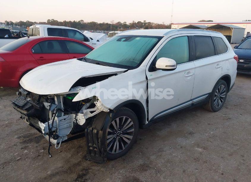 Photo 2 of 2020 Mitsubishi Outlander ES 2.4 S-AWC/LE 2.4 S-AWC/SE 2.4 S-AWC/SEL 2.4 S-AWC/SP 2.4 S-AWC (VIN JA4AZ3A3XLZ038348)