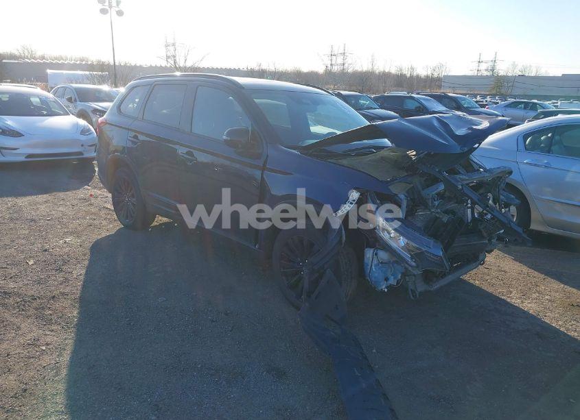 2020 Mitsubishi Outlander ES 2.4 S-AWC/LE 2.4 S-AWC/SE 2.4 S-AWC/SEL 2.4 S-AWC/SP 2.4 S-AWC (VIN JA4AZ3A3XLZ042934) main photo