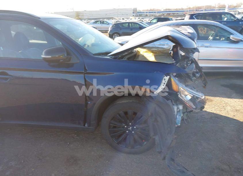 Photo 17 of 2020 Mitsubishi Outlander ES 2.4 S-AWC/LE 2.4 S-AWC/SE 2.4 S-AWC/SEL 2.4 S-AWC/SP 2.4 S-AWC (VIN JA4AZ3A3XLZ042934)