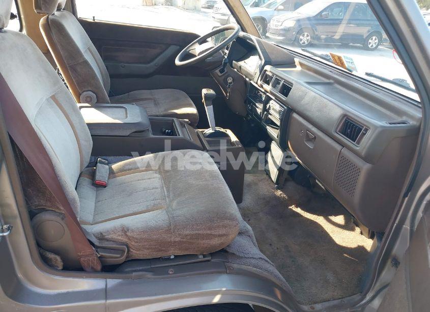 Photo 5 of 1987 Mitsubishi Mpv WAGON (VIN JA4FN44L5HA006416)