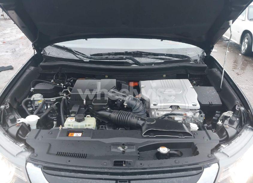 Photo 10 of 2018 Mitsubishi Outlander PHEV SEL (VIN JA4J24A51JZ026128)