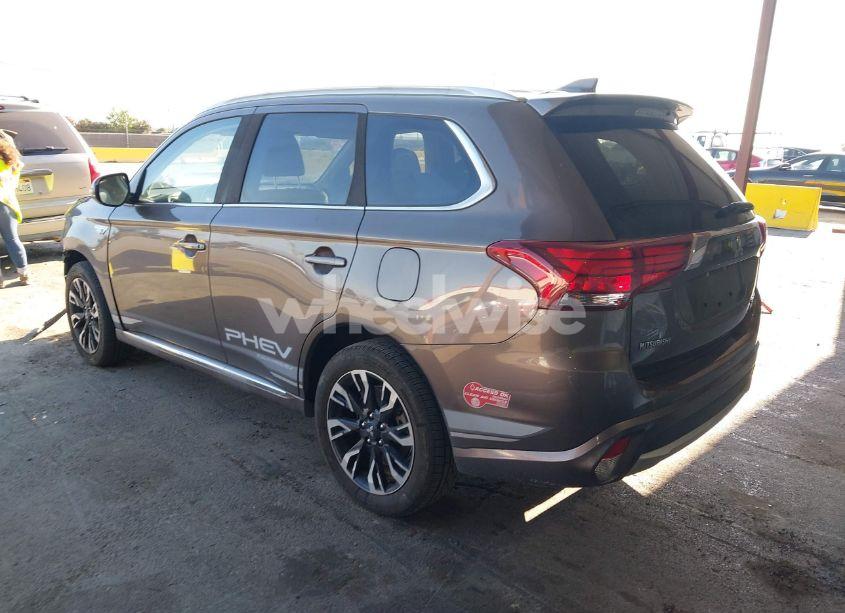 Photo 3 of 2018 Mitsubishi Outlander PHEV SEL (VIN JA4J24A51JZ055273)