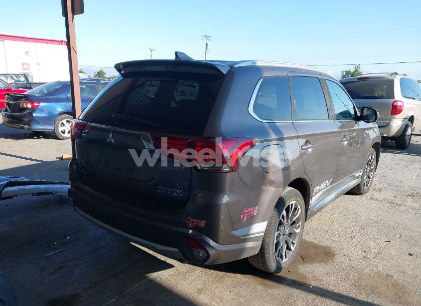 Photo 4 of 2018 Mitsubishi Outlander PHEV SEL (VIN JA4J24A51JZ055273)