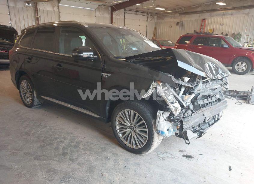 2020 Mitsubishi Outlander PHEV SEL S-AWC (VIN JA4J24A51LZ038816) main photo