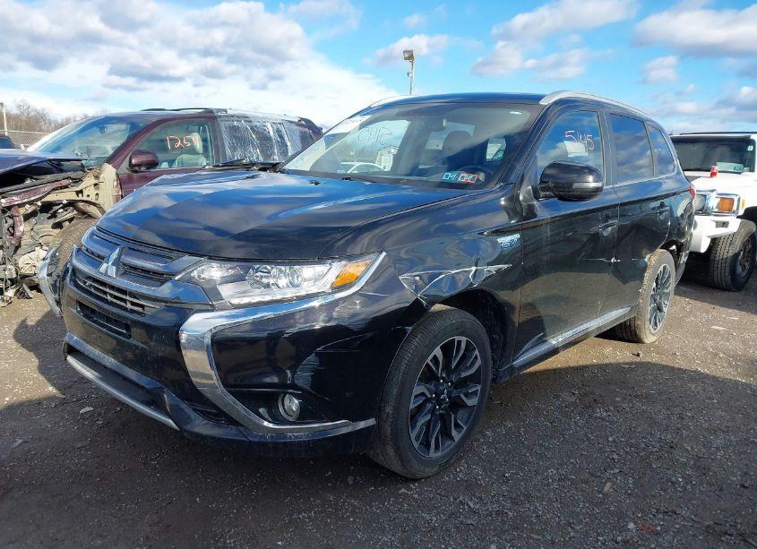 Photo 2 of 2018 Mitsubishi Outlander PHEV GT/SEL (VIN JA4J24A52JZ029247)