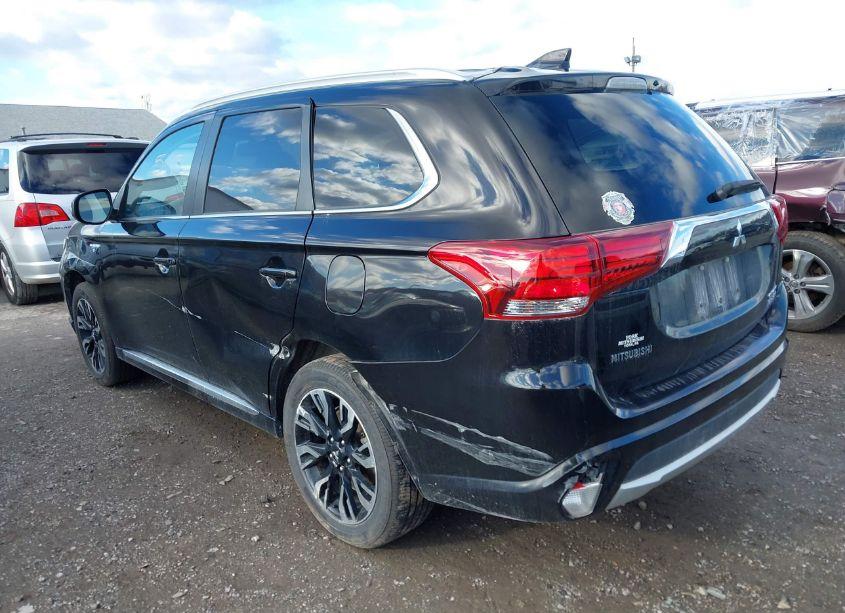 Photo 3 of 2018 Mitsubishi Outlander PHEV GT/SEL (VIN JA4J24A52JZ029247)