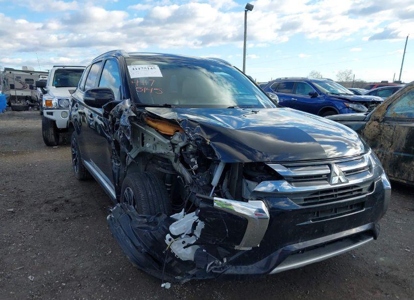 Photo 6 of 2018 Mitsubishi Outlander PHEV GT/SEL (VIN JA4J24A52JZ029247)