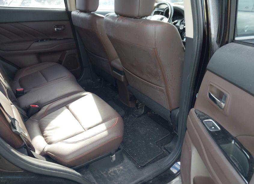 Photo 8 of 2018 Mitsubishi Outlander PHEV GT/SEL (VIN JA4J24A52JZ029247)
