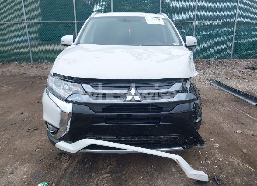 Photo 12 of 2018 Mitsubishi Outlander PHEV SEL (VIN JA4J24A52JZ052088)