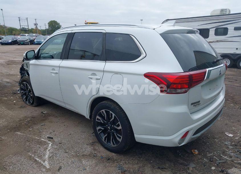Photo 3 of 2018 Mitsubishi Outlander PHEV SEL (VIN JA4J24A52JZ052088)