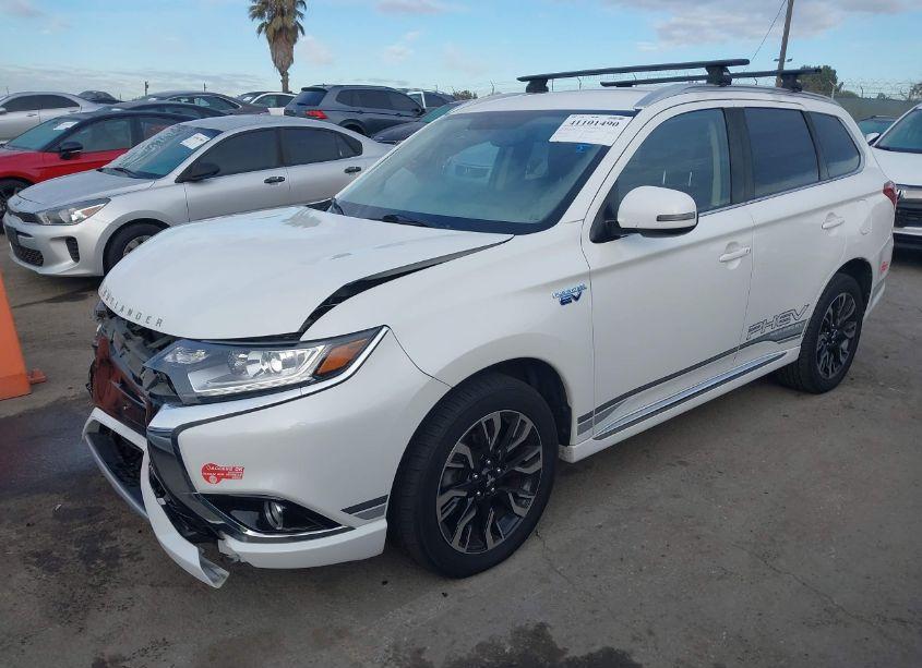 Photo 2 of 2018 Mitsubishi Outlander PHEV SEL (VIN JA4J24A54JZ055364)