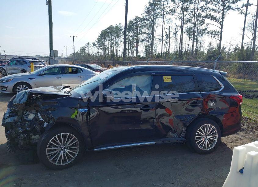 Photo 15 of 2020 Mitsubishi Outlander PHEV SEL S-AWC (VIN JA4J24A55LZ041914)