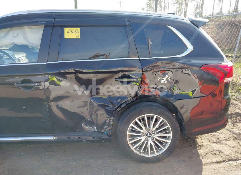 Photo 18 of 2020 Mitsubishi Outlander PHEV SEL S-AWC (VIN JA4J24A55LZ041914)