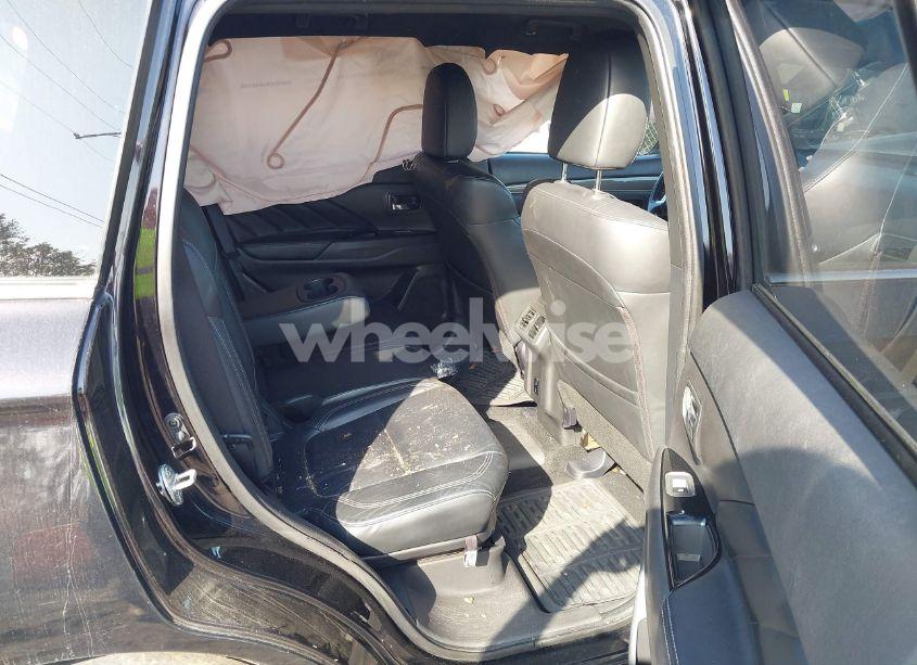 Photo 8 of 2020 Mitsubishi Outlander PHEV SEL S-AWC (VIN JA4J24A55LZ041914)