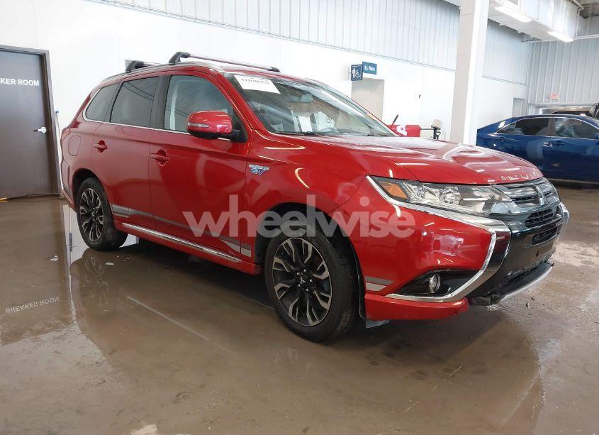 2018 Mitsubishi Outlander PHEV GT (VIN JA4J24A56JZ031552) main photo